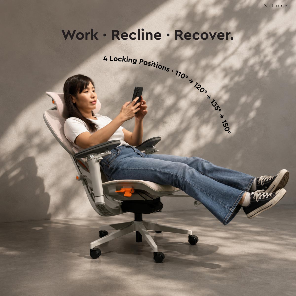 Niture SINC Air ergonomic chair reclining to 150 degrees with retractable footrest